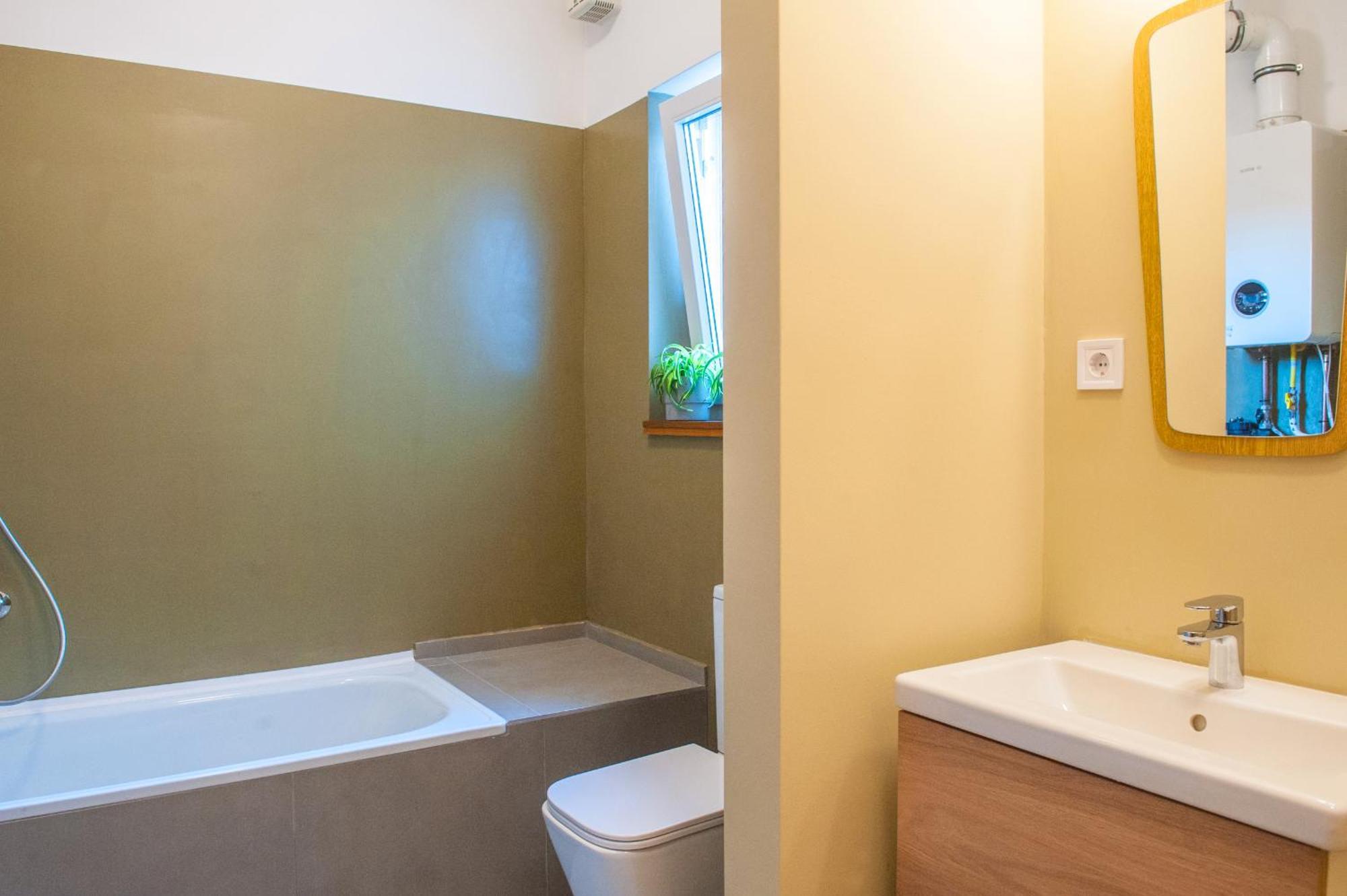 Spacious 2 Story Loft W Balcony Near Opera, Andrassy Apartamento Budapest